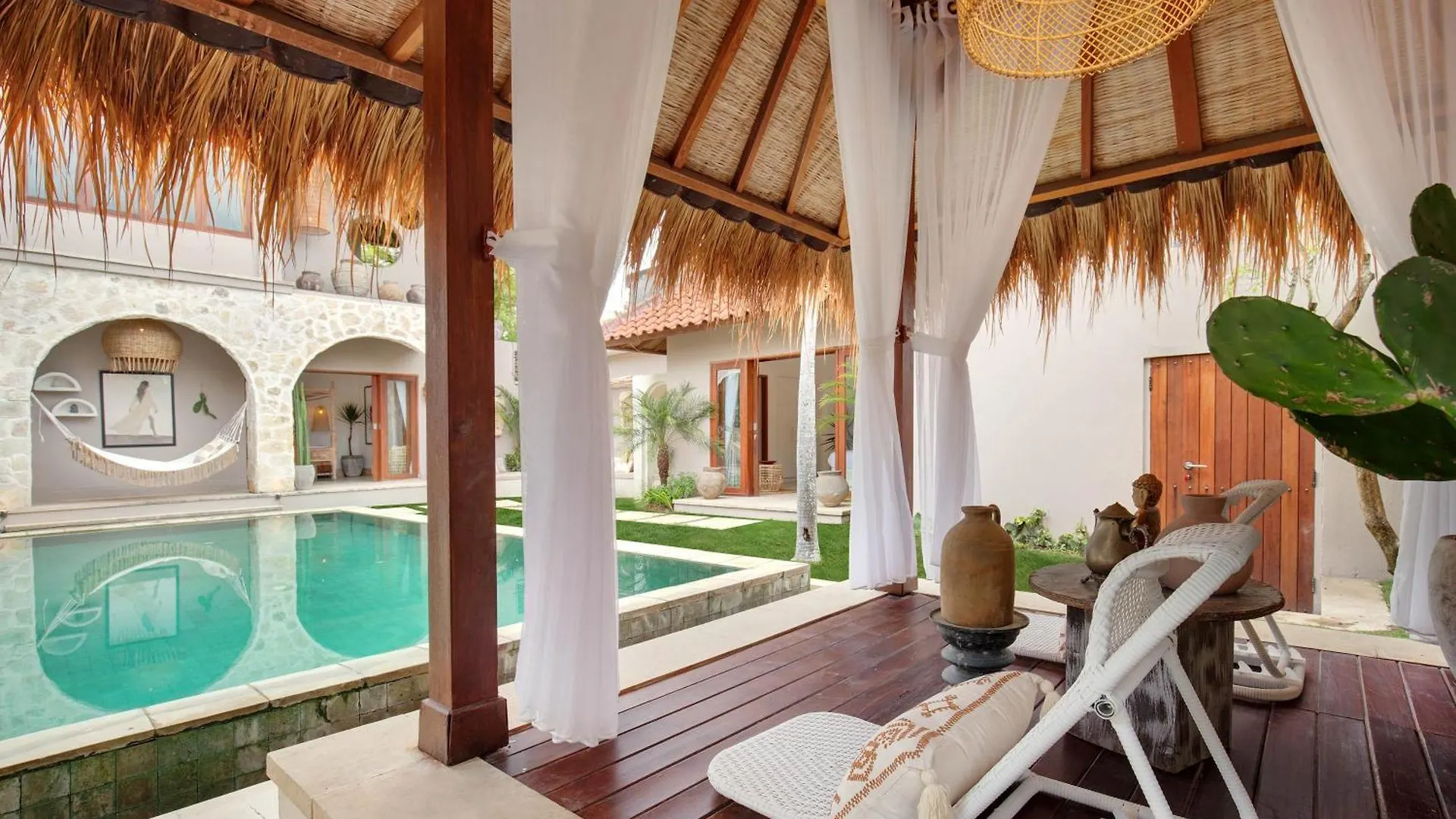 Canggu Berawa 5 Bedrooms With Private Pool 0*, Canggu (Bali) Indonesia