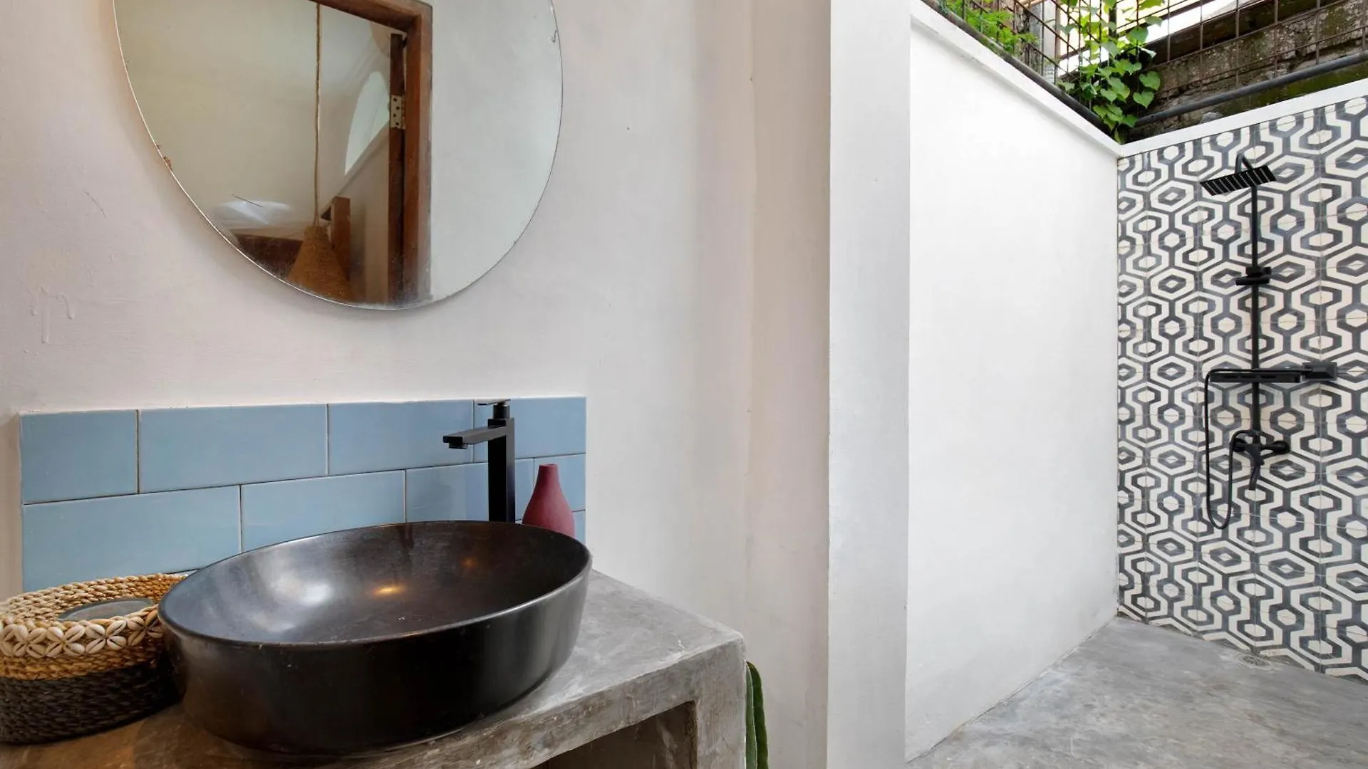 Canggu Berawa 5 Bedrooms With Private Pool Canggu (Bali)