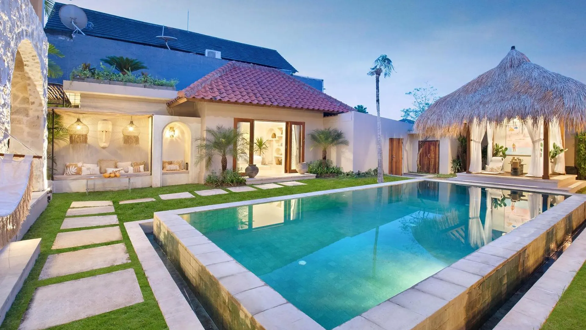 Canggu Berawa 5 Bedrooms With Private Pool